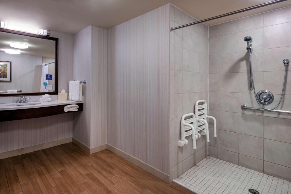 hotel image 16