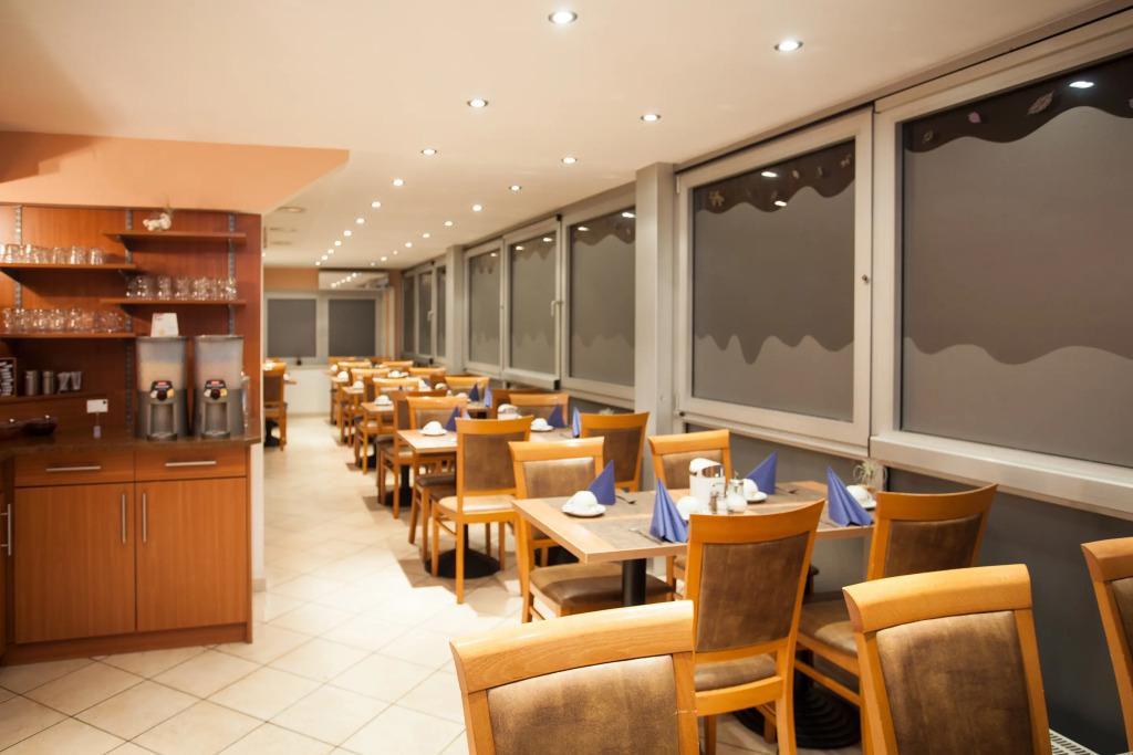 hotel image 13