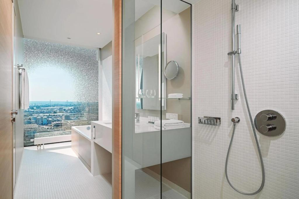 hotel image 16