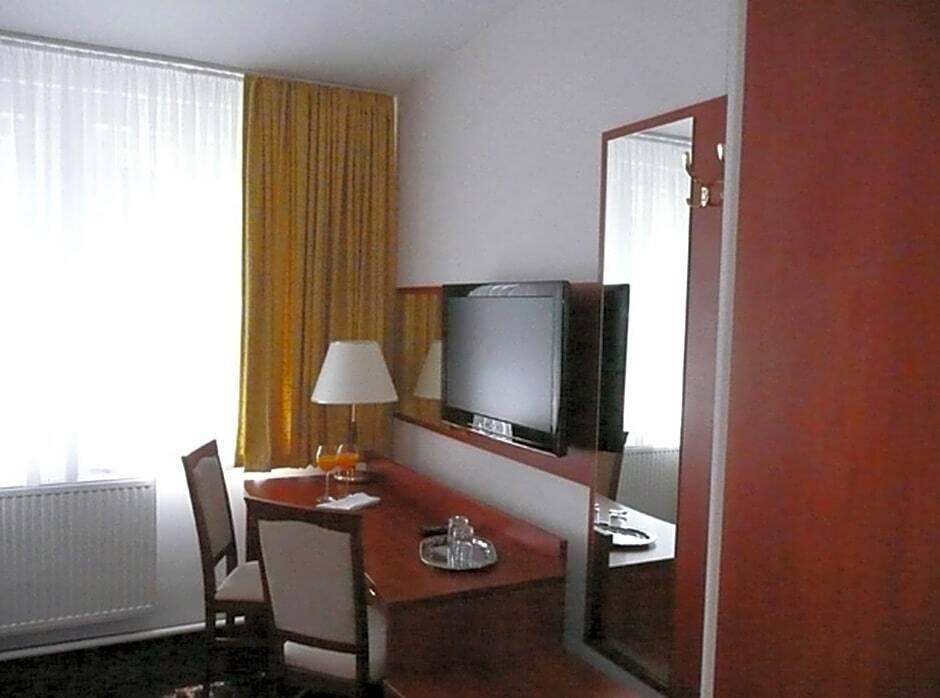 hotel image 15