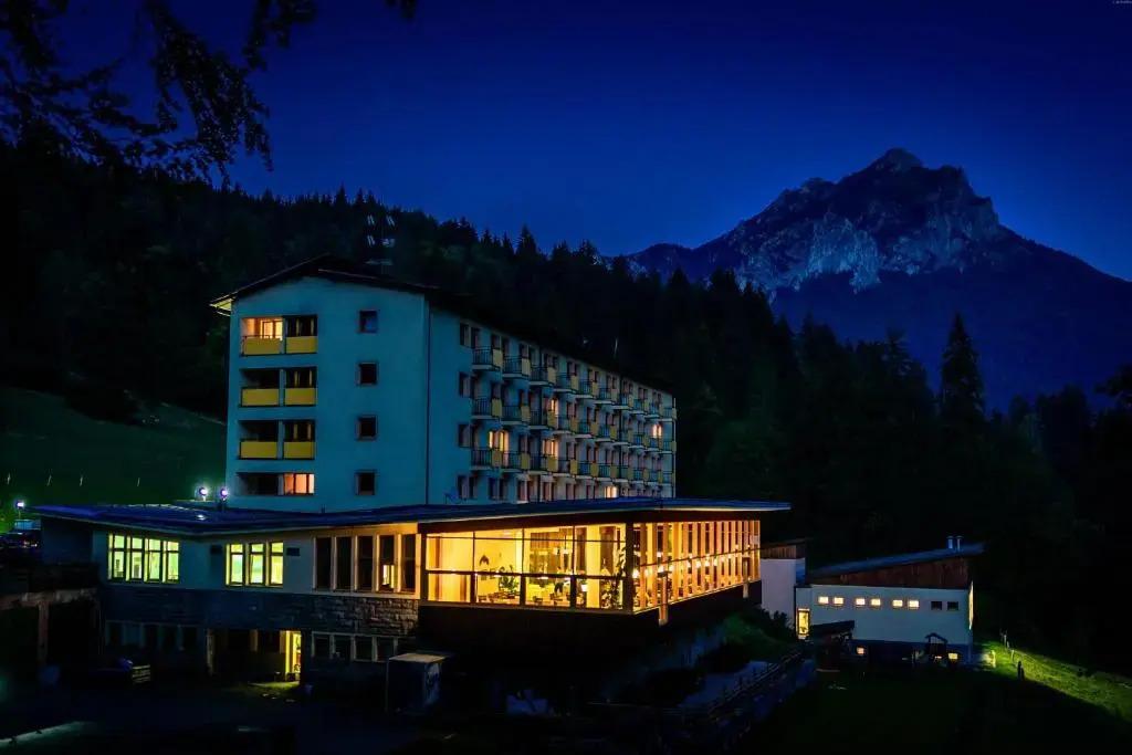 hotel image 16