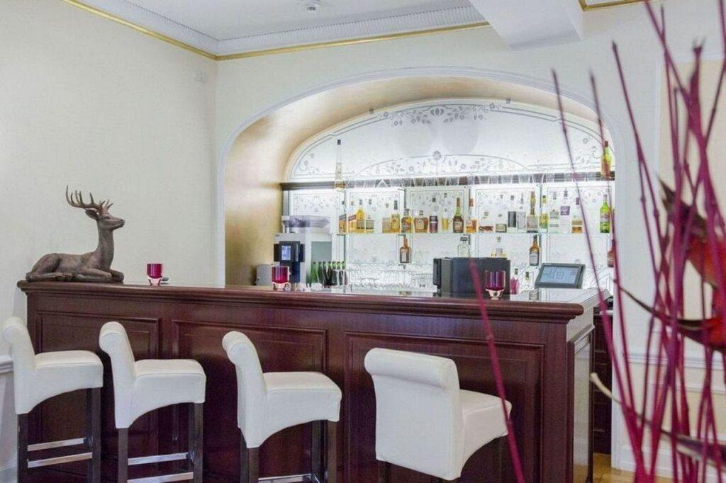 hotel image 9
