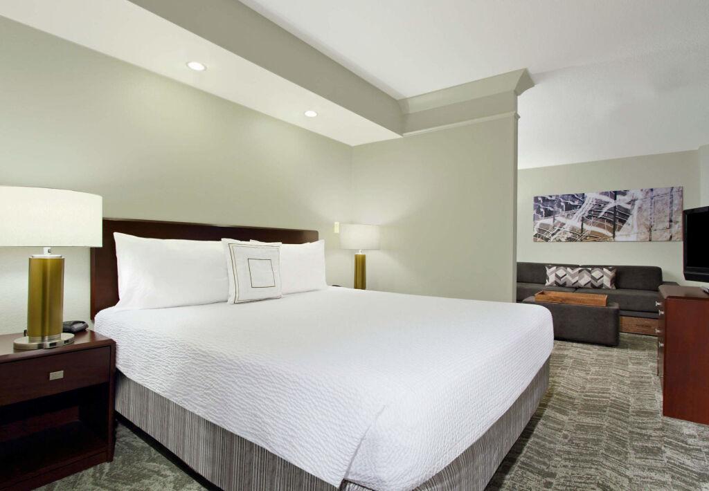 hotel image 18