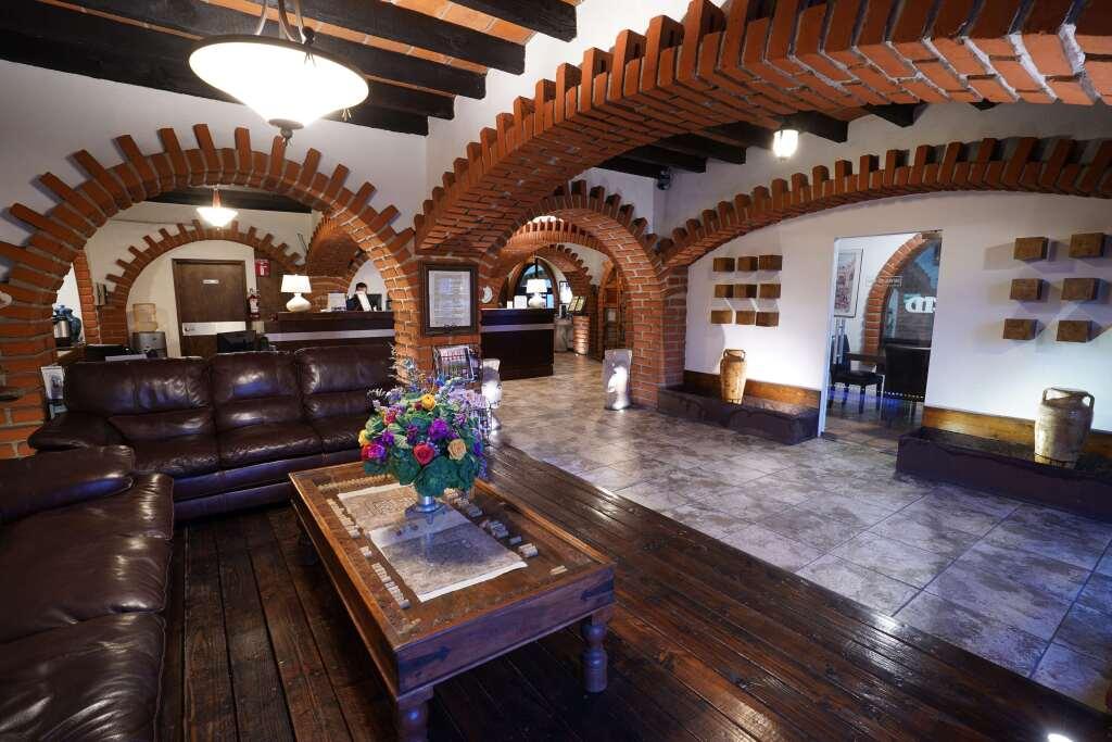 hotel image 13
