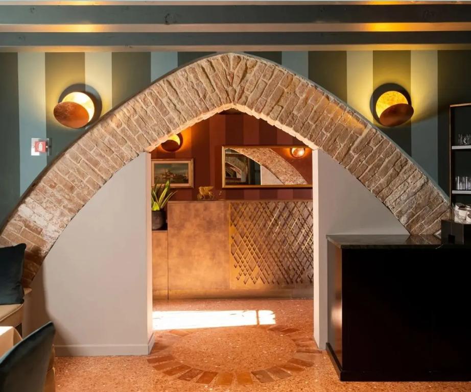 hotel image 8
