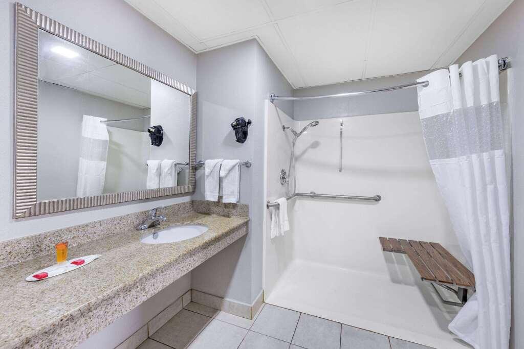 hotel image 13