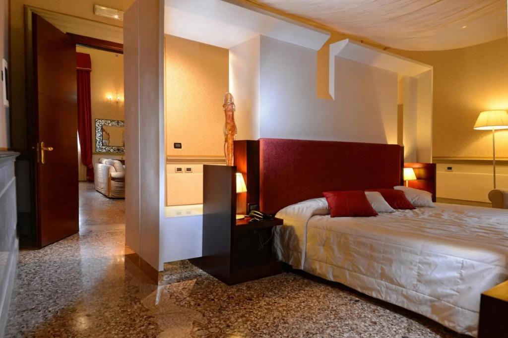 hotel image 43