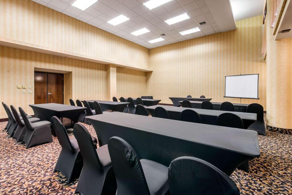 hotel image 10