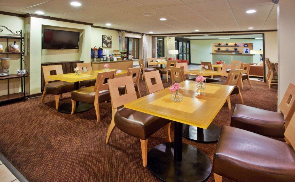 hotel image 12