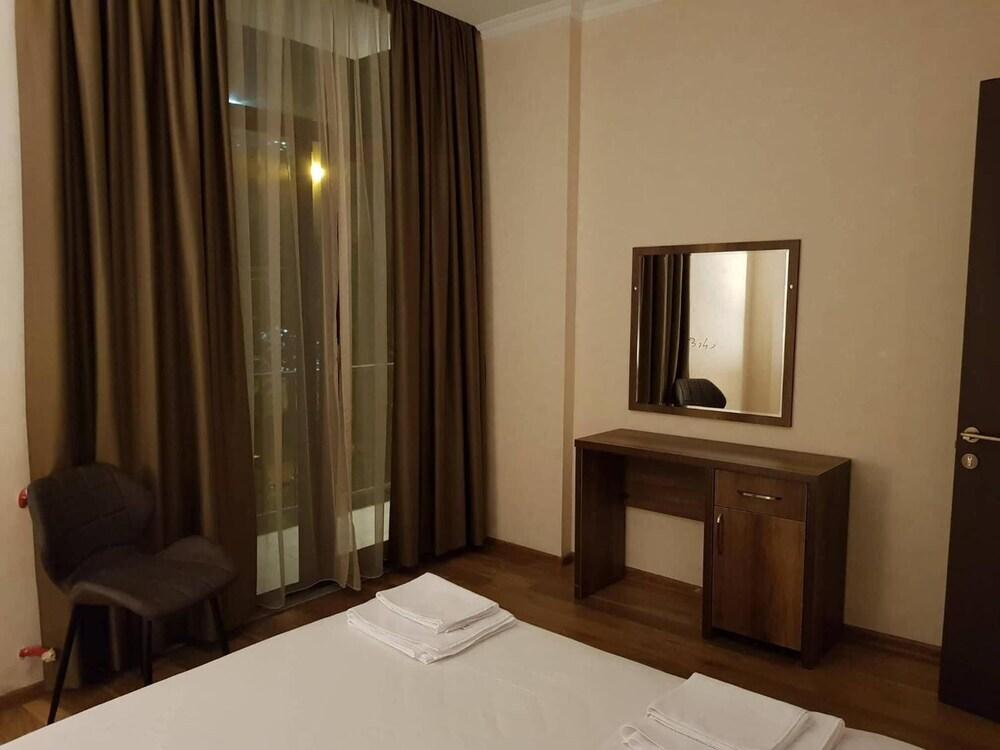 hotel image 18