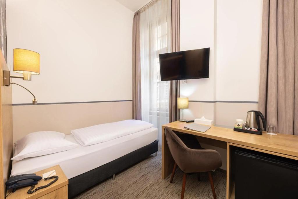 hotel image 6