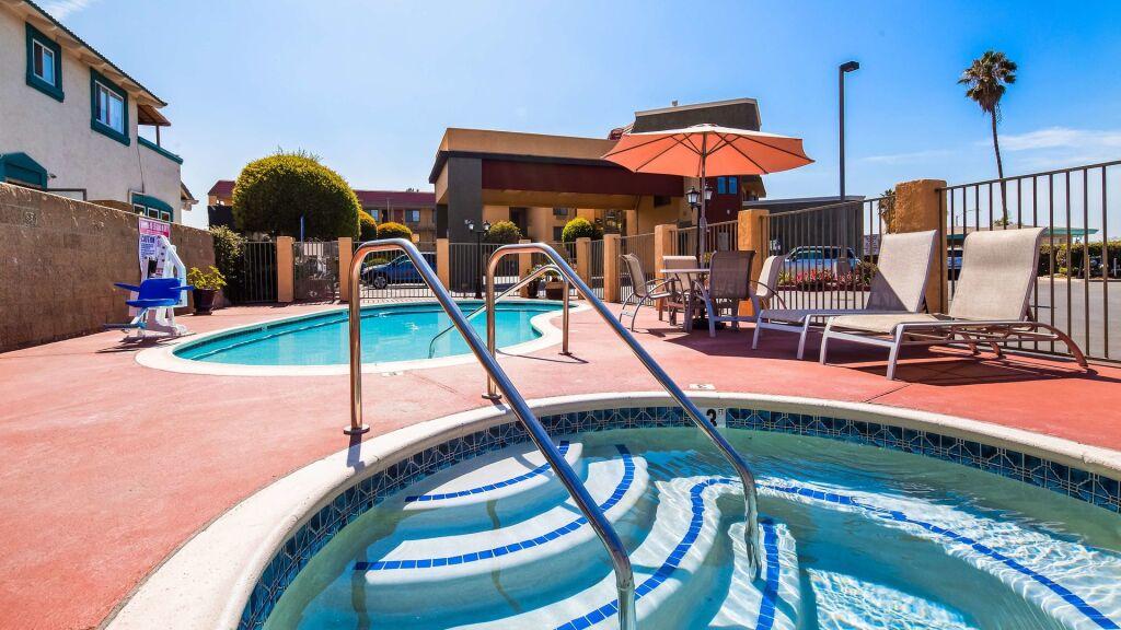 hotel image 12