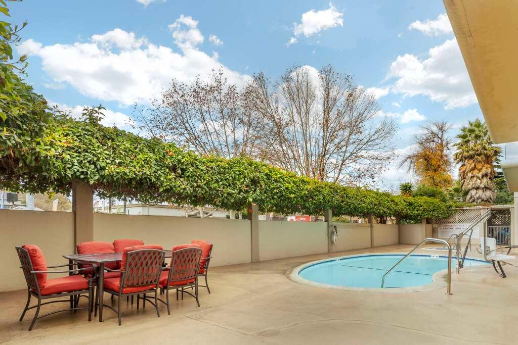 hotel image 11