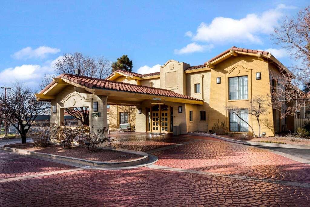 hotel image 11