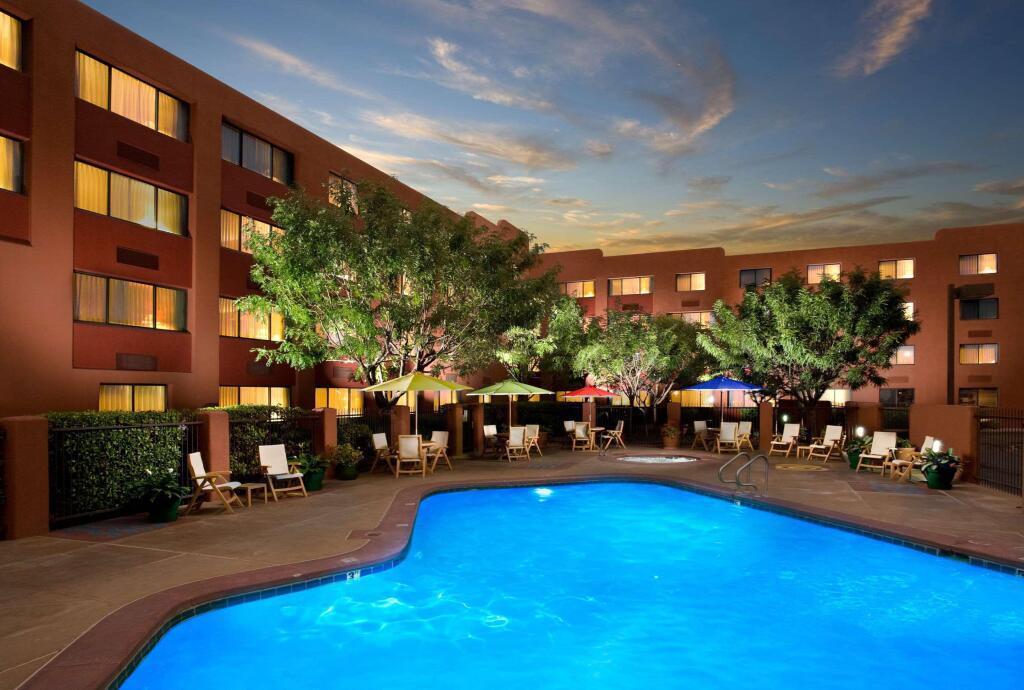 hotel image 16