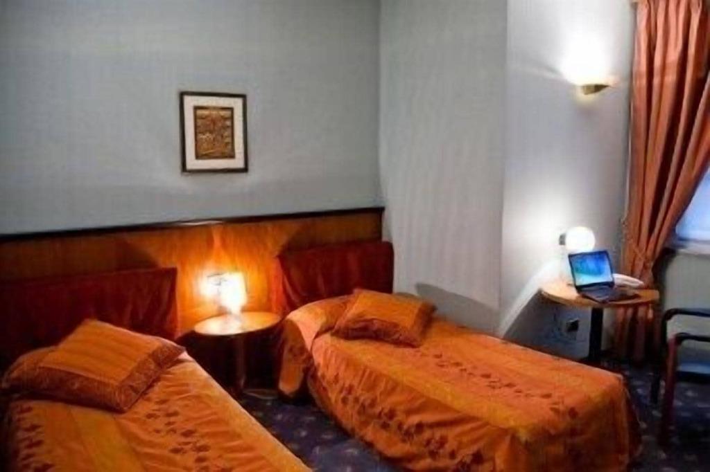 hotel image 10
