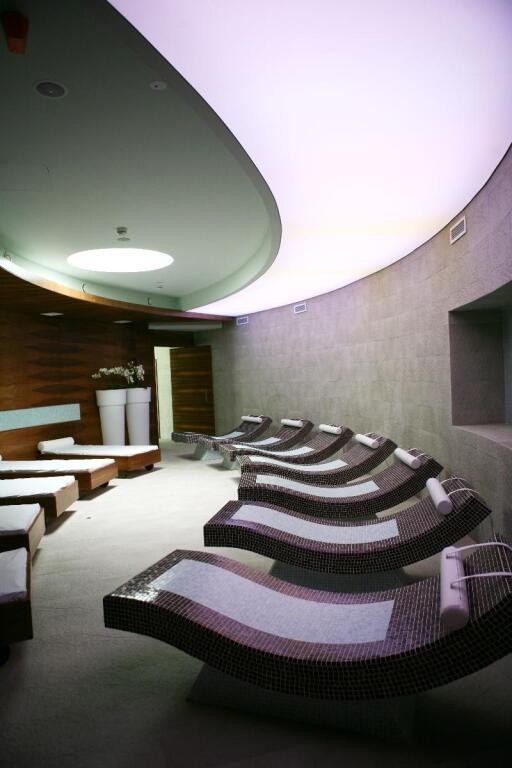 hotel image 36