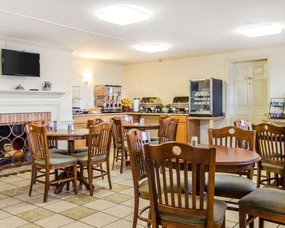 hotel image 10