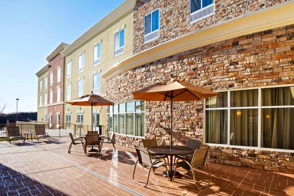hotel image 8