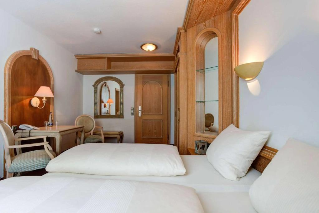 hotel image 13