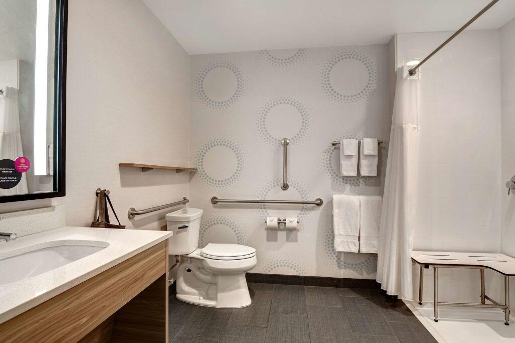 hotel image 12