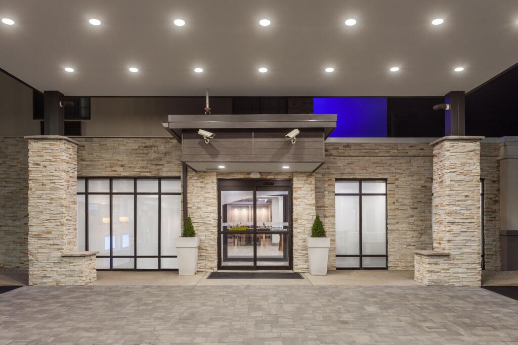 hotel image 10