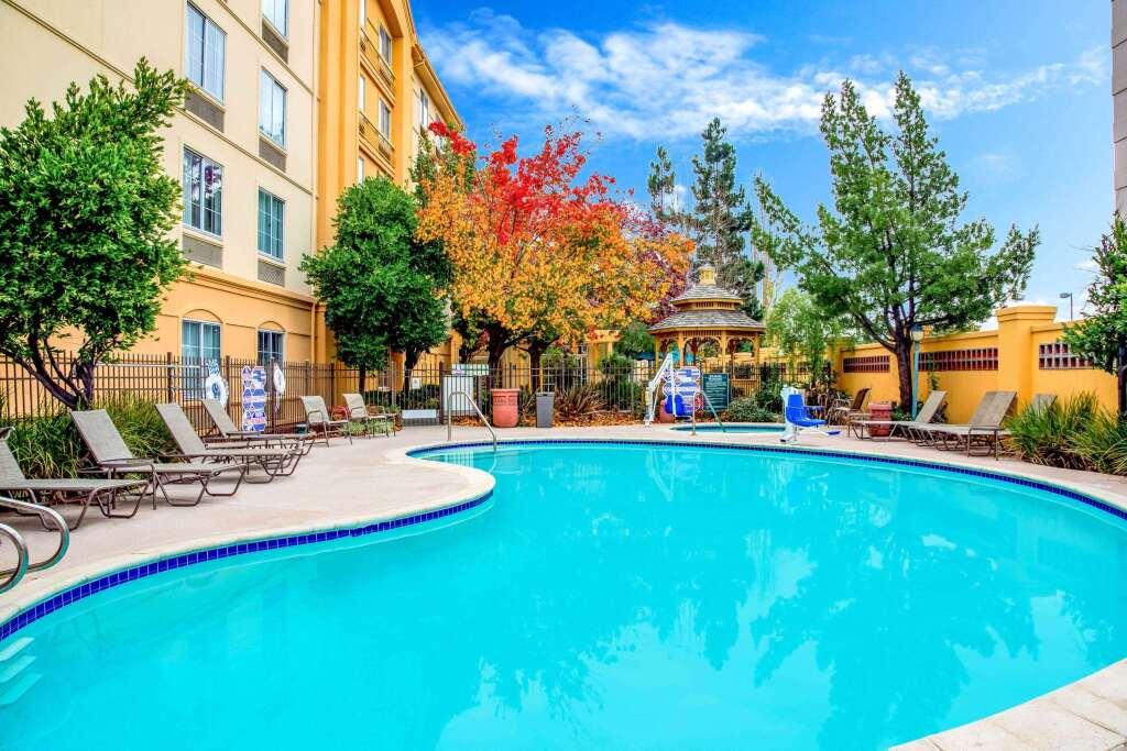 hotel image 9