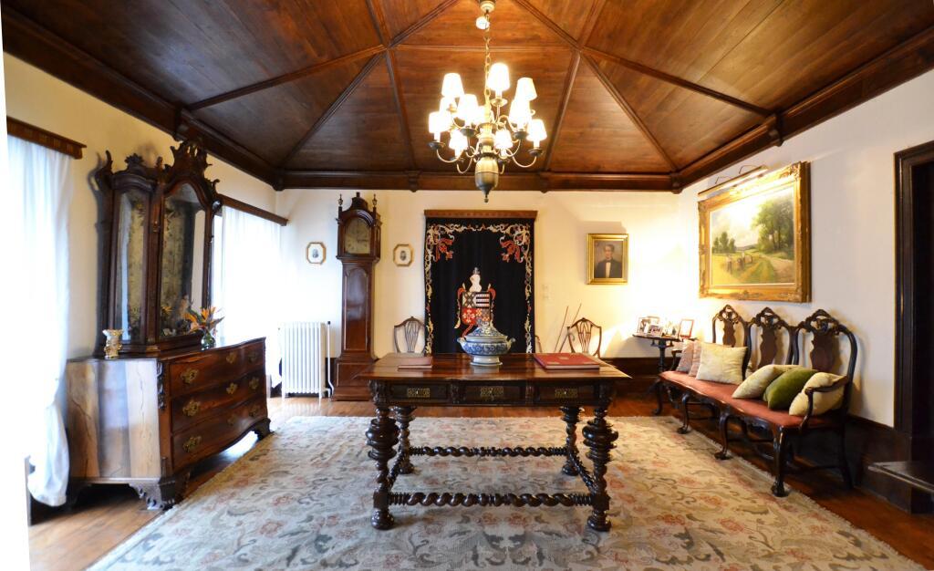 hotel image 8