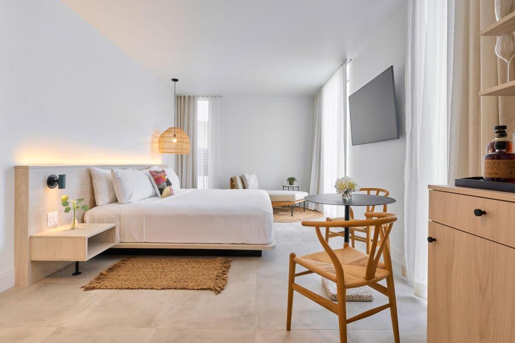 hotel image 7