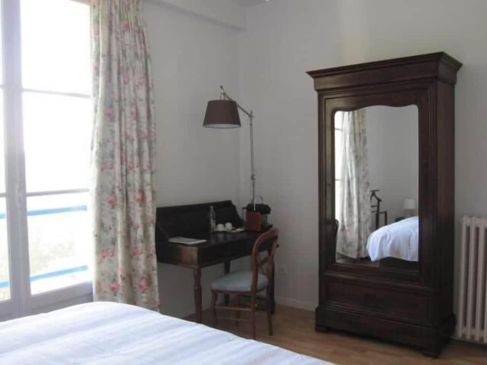 hotel image 13