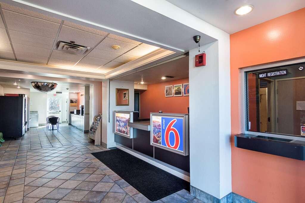 hotel image 10