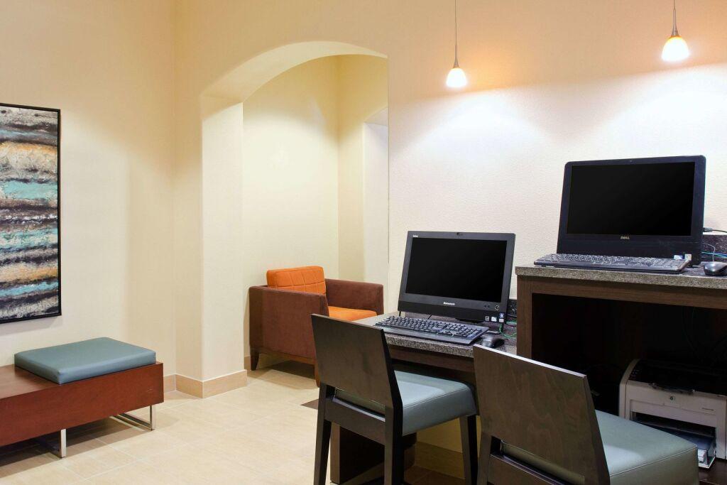 hotel image 11