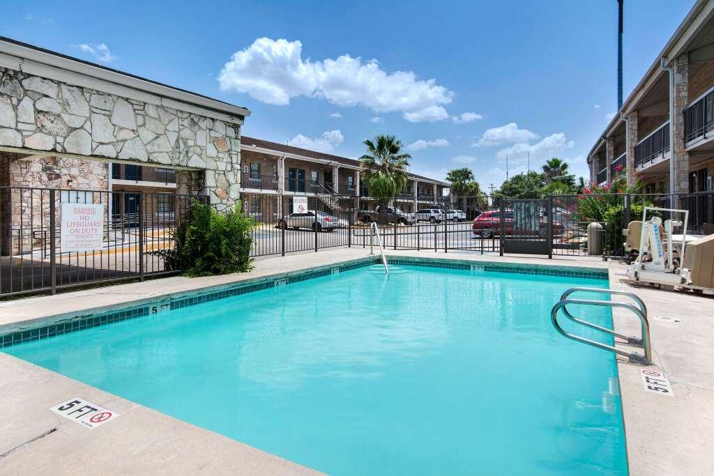 hotel image 37
