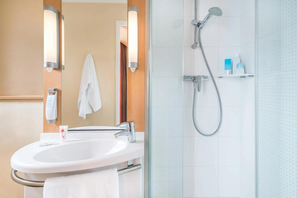 hotel image 8