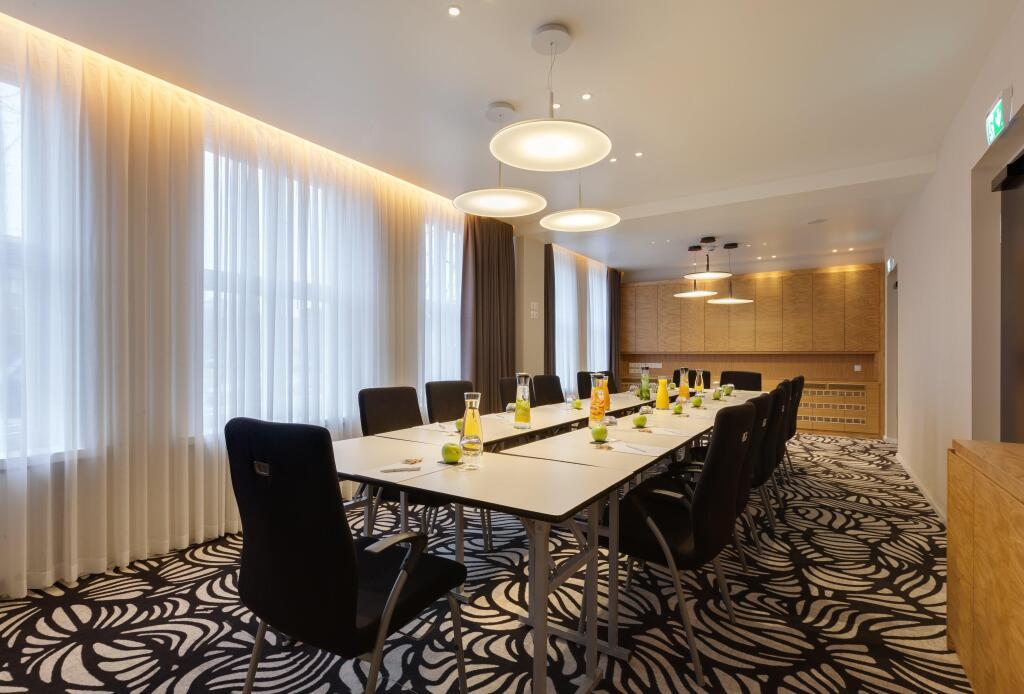 hotel image 13