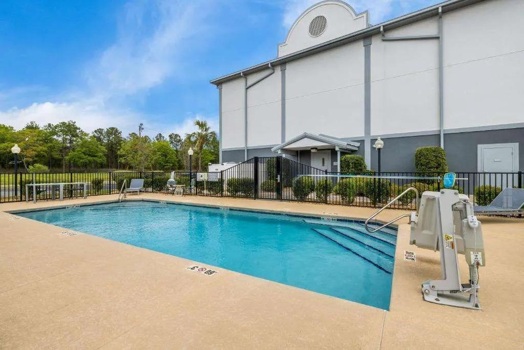 hotel image 9