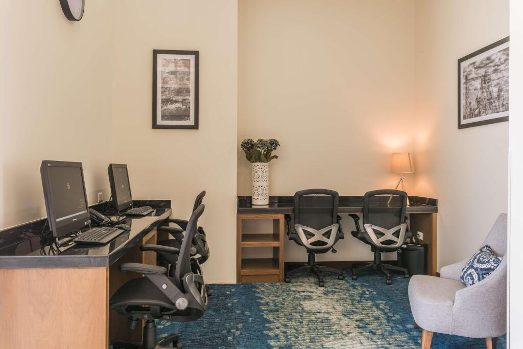 hotel image 36