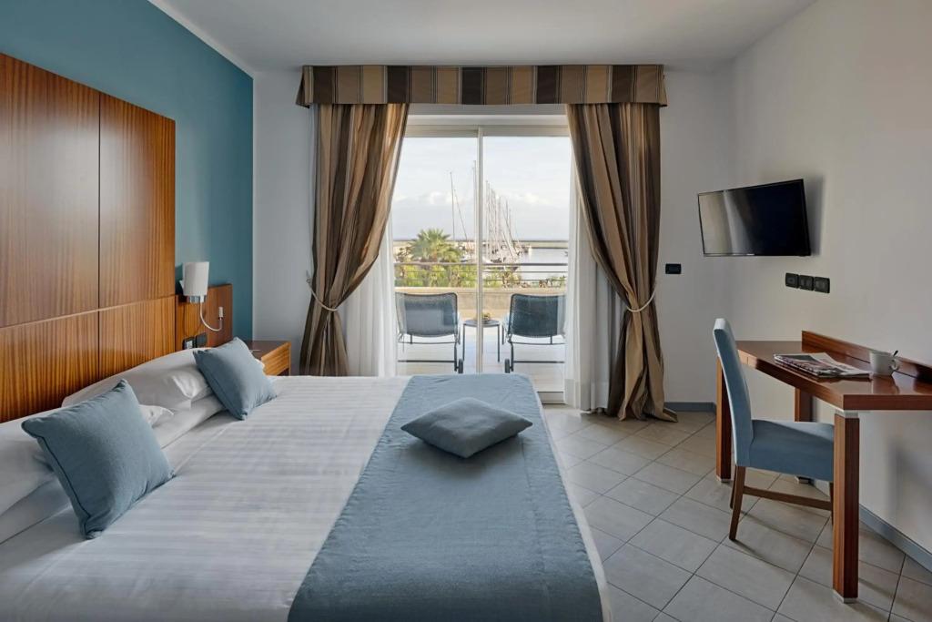 hotel image 16