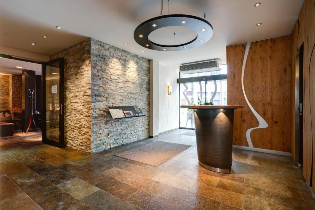 hotel image 39