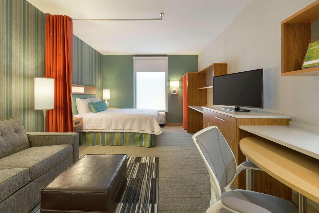 hotel image 13