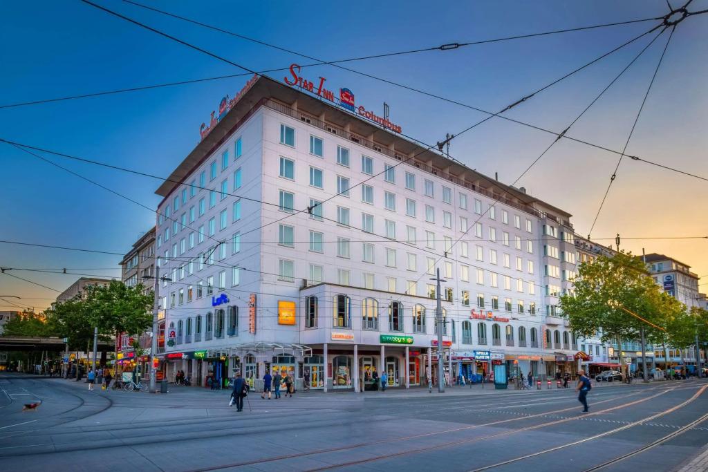 hotel image 32