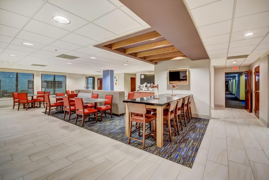 hotel image 13