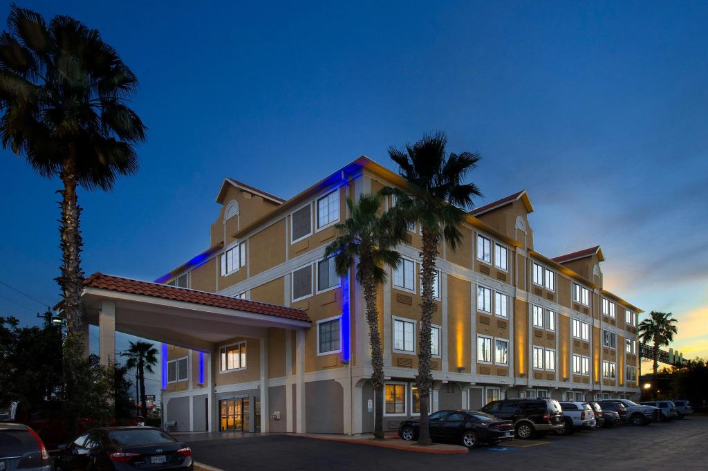 hotel image 18