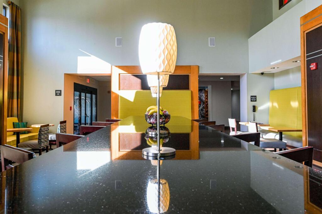 hotel image 8