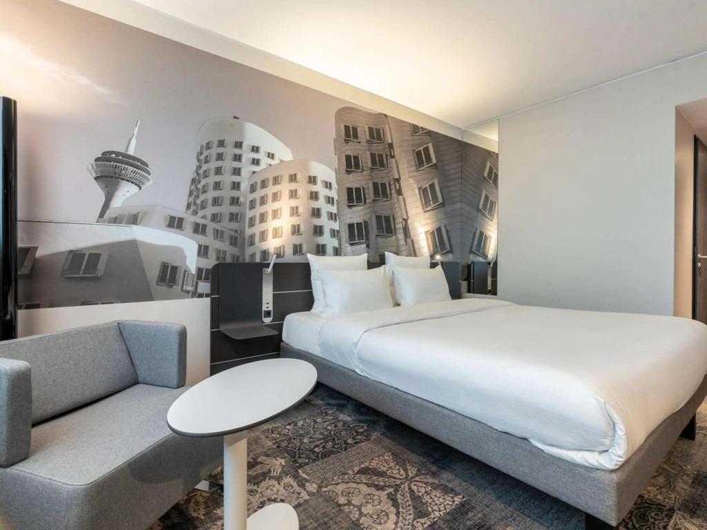 hotel image 13