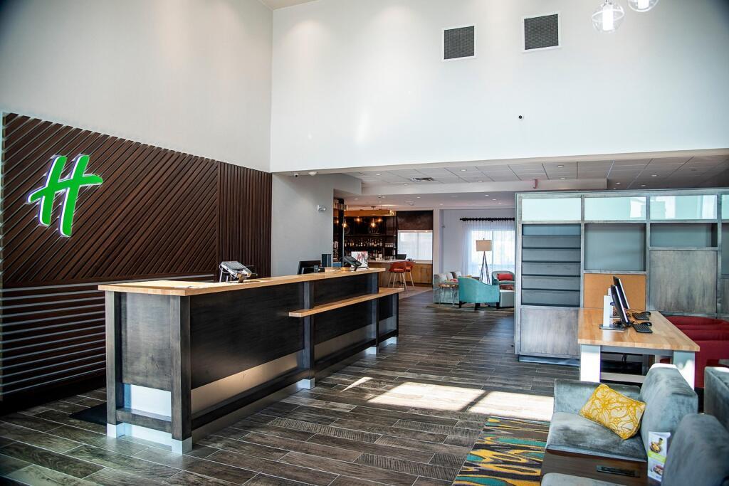 hotel image 9