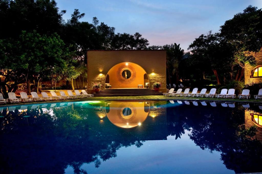 hotel image 12