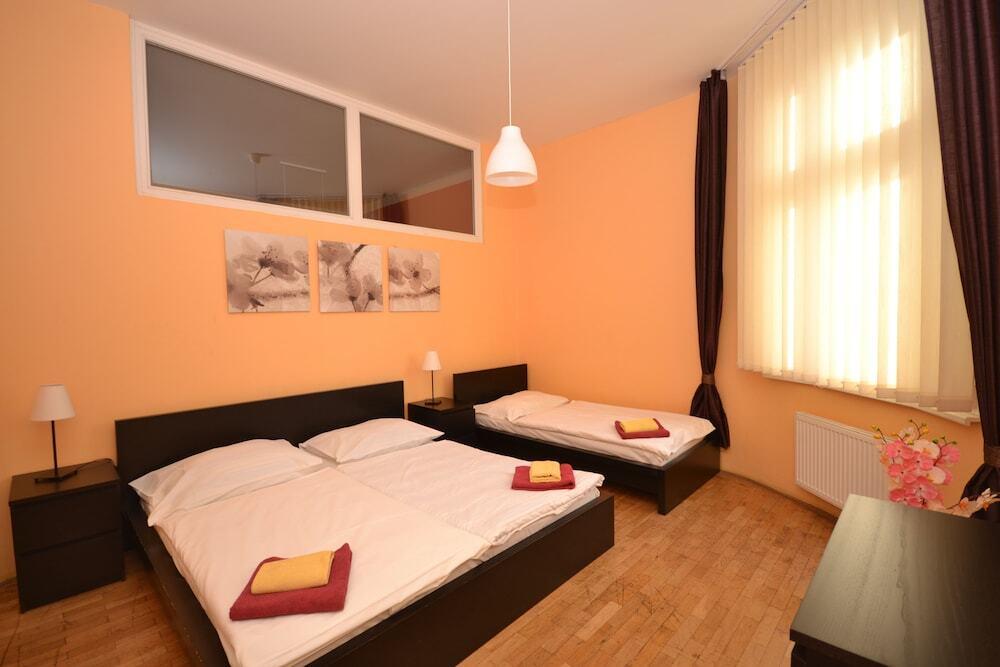 hotel image 9