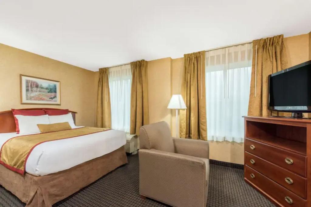 hotel image 10
