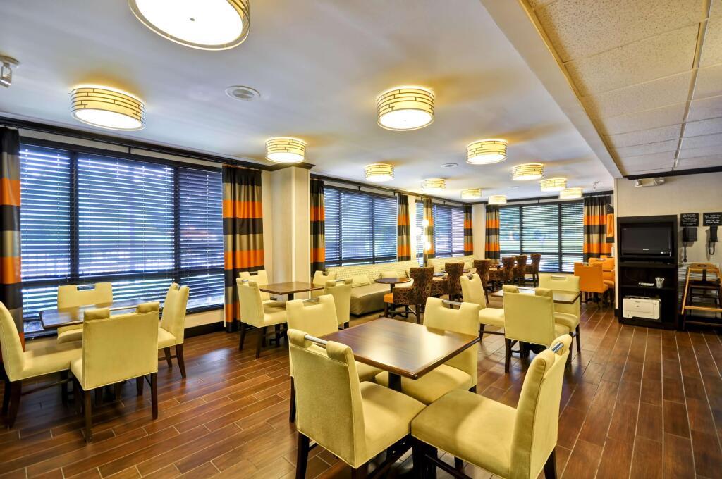 hotel image 9